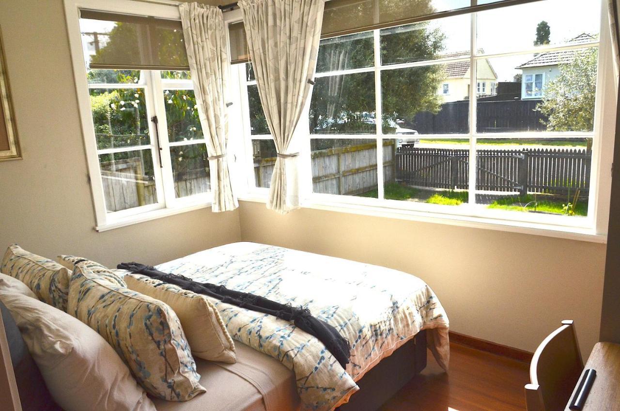 Private Room In Shared House Near Auckland Cbd Екстер'єр фото